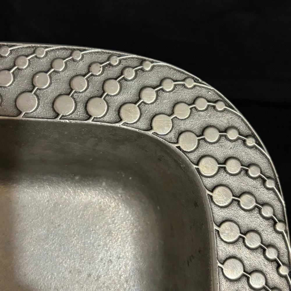 Wilton Armetale Decorative Square Metal Bowl in Pewter Tone Bubble String Design